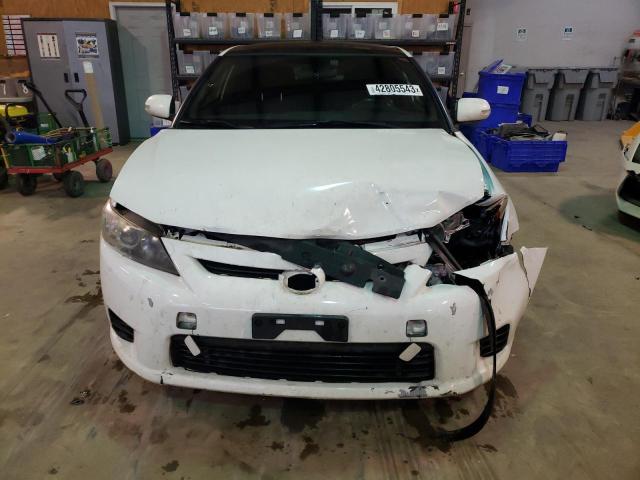 Photo 5 from auction – 2013 TOYOTA SCION TC with VIN JTKJF5C79D3054645
