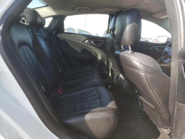 Photo 10 from auction – 2017 CHRYSLER 200 LIMITE with VIN 1C3CCCABXHN502636