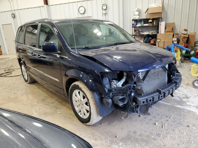 Photo 4 from auction – 2016 CHRYSLER TOWN & COU with VIN 2C4RC1BG4GR237802