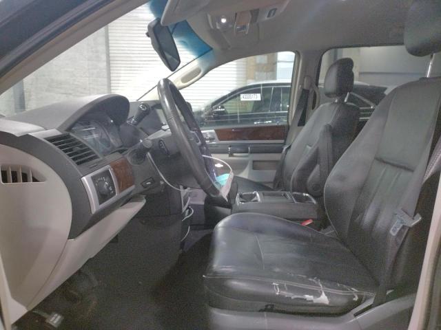 Photo 7 from auction – 2010 CHRYSLER TOWN & COU with VIN 2A4RR8D14AR405844