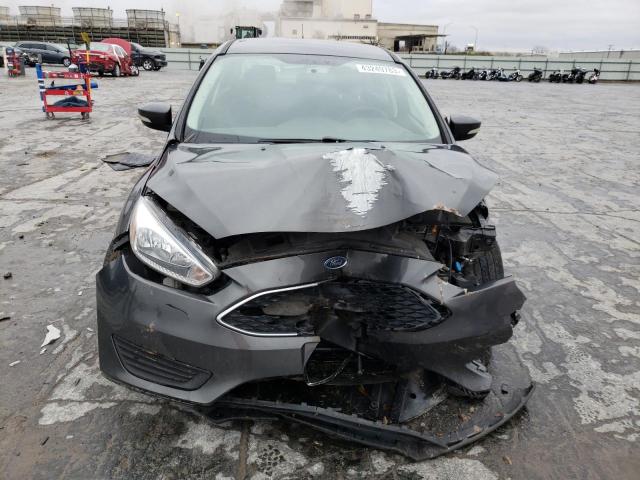 Photo 5 from auction – 2017 FORD FOCUS SE with VIN 1FADP3F21HL313789