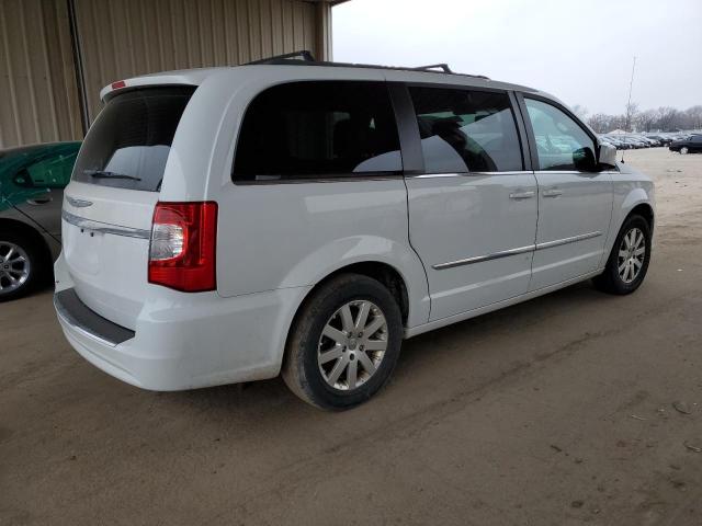 Photo 3 from auction – 2016 CHRYSLER TOWN & COU with VIN 2C4RC1BG4GR230218