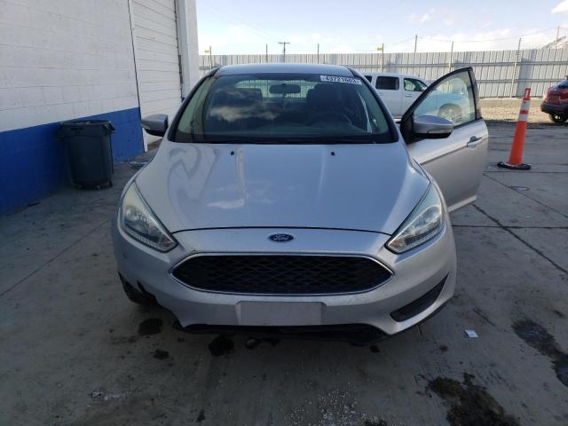 Photo 5 from auction – 2015 FORD FOCUS SE with VIN 1FADP3F29FL203117