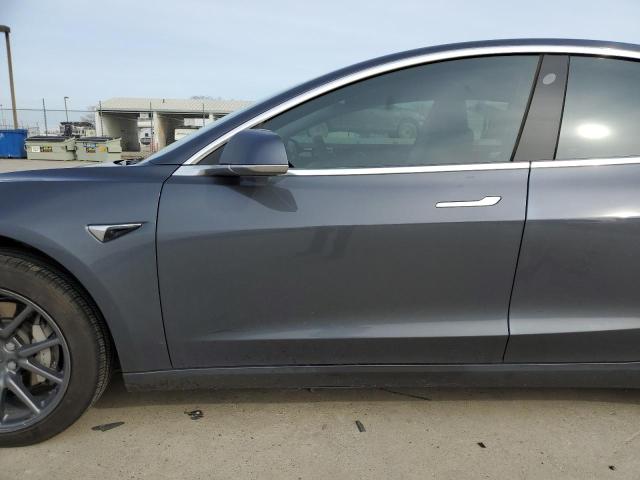 Photo 7 from auction – 2019 TESLA MODEL 3 with VIN 5YJ3E1EA1KF396269
