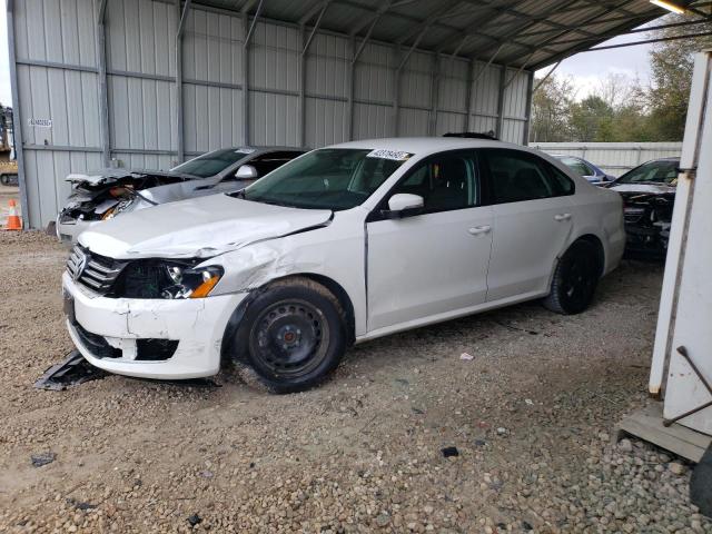 VOLKSWAGEN PASSAT S 2015 with VIN 1VWAS7A38FC066008 - Photo from auction