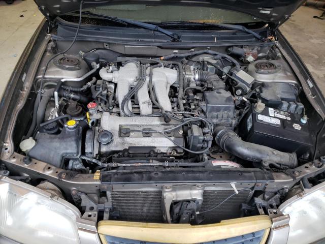 Photo 11 from auction – 2000 MAZDA 626 ES with VIN 1YVGF22D3Y5150041