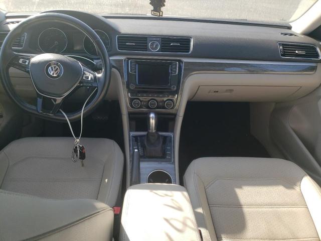Photo 8 from auction – 2016 VOLKSWAGEN PASSAT SE with VIN 1VWBT7A36GC068293