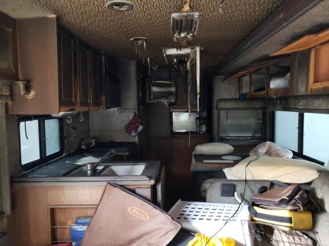 Photo 6 from auction – 2003 WINNEBAGO BRAVE with VIN 5B4MP67G233368014