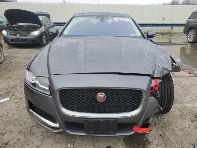 Photo 5 from auction – 2017 JAGUAR XF PREMIUM with VIN SAJBJ4BV9HCY37279