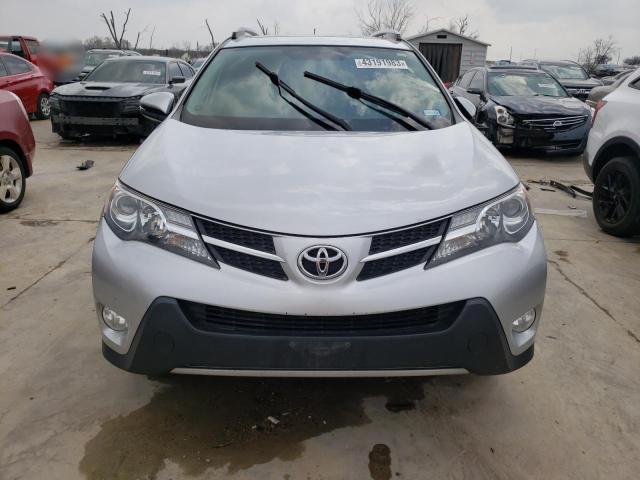Photo 5 from auction – 2015 TOYOTA RAV4 XLE with VIN JTMRFREV2FD136923