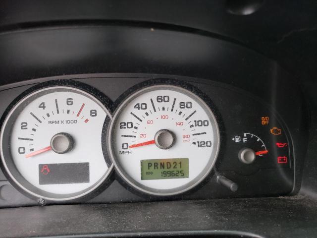 Photo 9 from auction – 2005 FORD ESCAPE XLT with VIN 1FMYU03155KA93701
