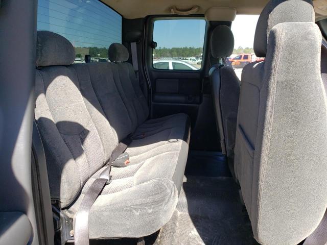 Photo 10 from auction – 2003 CHEVROLET SILVERADO with VIN 1GCHC29U43E211818
