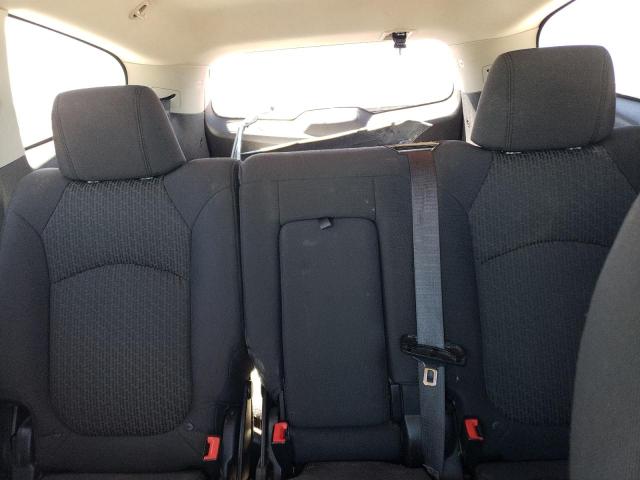 Photo 10 from auction – 2010 CHEVROLET TRAVERSE L with VIN 1GNLRFED8AS135192