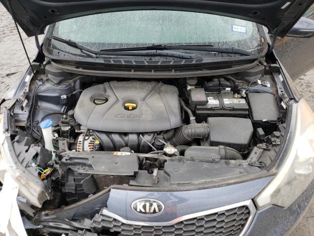 Photo 11 from auction – 2016 KIA FORTE LX with VIN KNAFK5A86G5643940