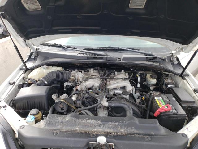 Photo 12 from auction – 2004 KIA SORENTO EX with VIN KNDJC733845305183