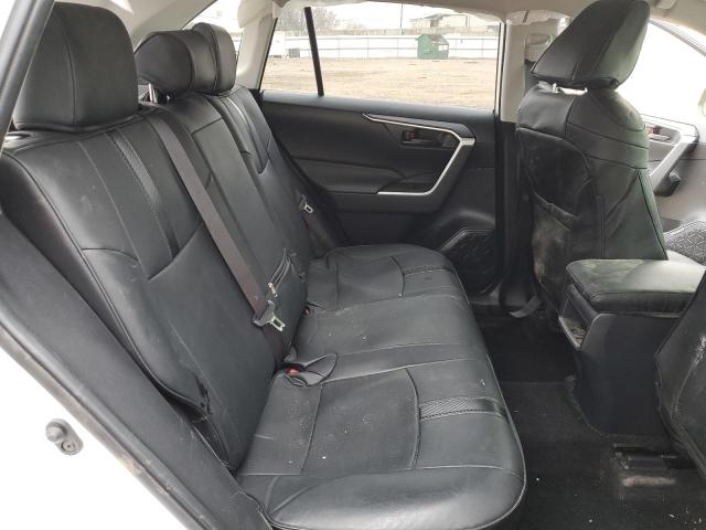 Photo 11 from auction – 2019 TOYOTA RAV4 LE with VIN JTMF1RFVXKD045862
