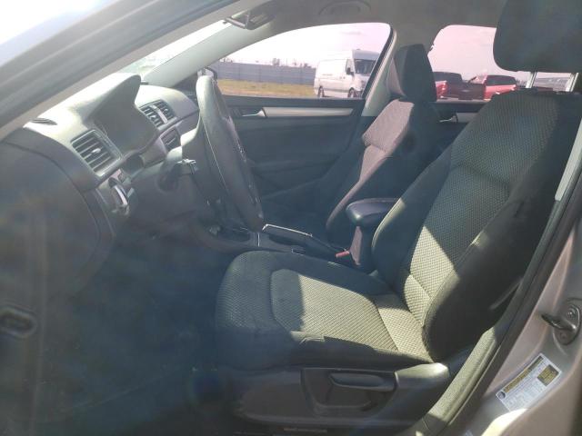 Photo 7 from auction – 2013 VOLKSWAGEN PASSAT S with VIN 1VWAP7A39DC101413