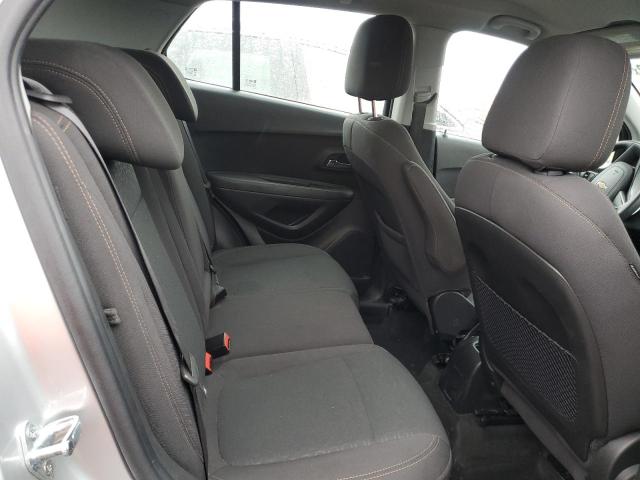 Photo 10 from auction – 2017 CHEVROLET TRAX LS with VIN KL7CJKSB2HB102367
