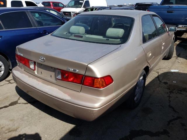 Photo 3 from auction – 2000 TOYOTA CAMRY CE with VIN JT2BG22K0Y0502557