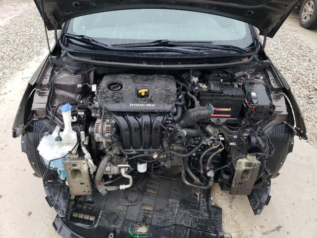 Photo 11 from auction – 2017 KIA FORTE LX with VIN 3KPFL4A72HE025960
