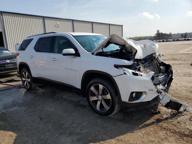 Photo 4 from auction – 2018 CHEVROLET TRAVERSE L with VIN 1GNERHKW0JJ233181