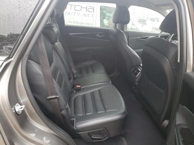 Photo 11 from auction – 2016 KIA SORENTO EX with VIN 5XYPHDA52GG014446