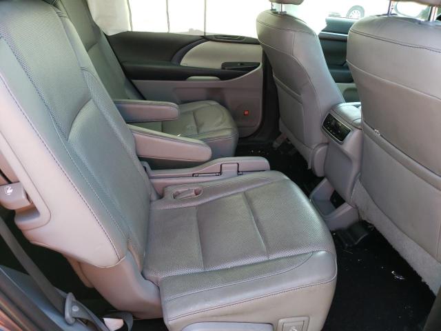 Photo 11 from auction – 2016 TOYOTA HIGHLANDER with VIN 5TDDKRFH1GS286929