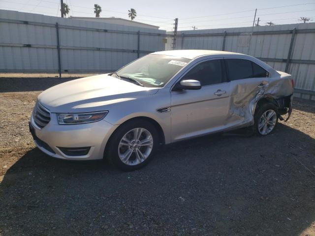 FORD TAURUS SEL 2018 with VIN 1FAHP2E8XJG117169 - Photo from auction