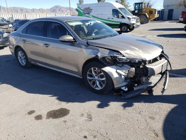 Photo 4 from auction – 2016 VOLKSWAGEN PASSAT S with VIN 1VWAT7A35GC039766