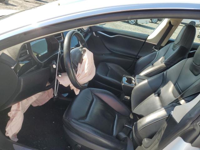 Photo 7 from auction – 2015 TESLA MODEL S with VIN 5YJSA1E16FF107979