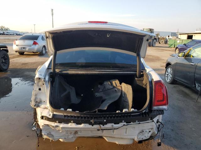 Photo 6 from auction – 2019 CHRYSLER 300 S with VIN 2C3CCABG0KH565985