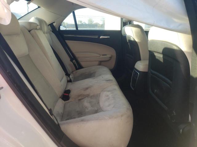 Photo 10 from auction – 2019 CHRYSLER 300 TOURIN with VIN 2C3CCARG2KH538373