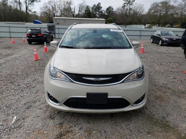 Photo 5 from auction – 2017 CHRYSLER PACIFICA T with VIN 2C4RC1BG2HR560666