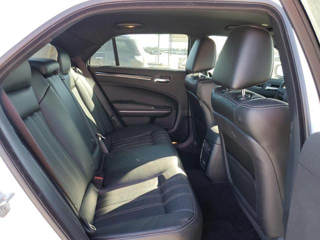 Photo 10 from auction – 2019 CHRYSLER 300 S with VIN 2C3CCABG8KH651352