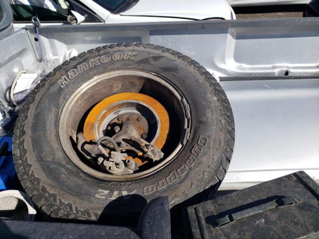 Photo 12 from auction – 2003 FORD F150 with VIN 2FTRX18L73CA05944