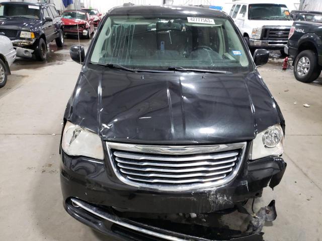 Photo 5 from auction – 2012 CHRYSLER TOWN & COU with VIN 2C4RC1BG8CR330932