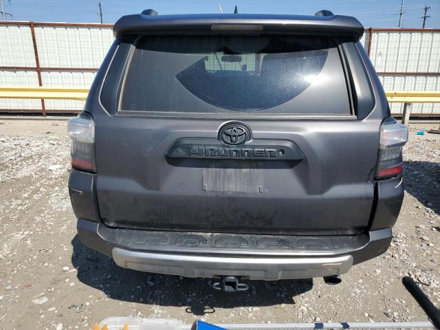 Photo 6 from auction – 2018 TOYOTA 4RUNNER SR with VIN JTEBU5JR0J5554324