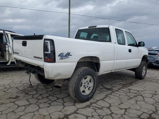 Photo 3 from auction – 2005 CHEVROLET SILVERADO with VIN 1GCEK19BX5E149441