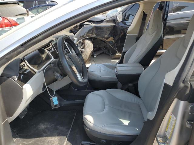Photo 7 from auction – 2013 TESLA MODEL S with VIN 5YJSA1CG5DFP03797
