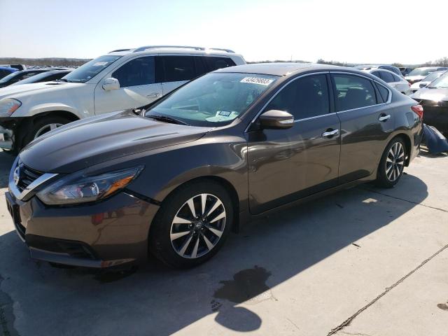 NISSAN ALTIMA 2.5 2017 with VIN 1N4AL3AP7HC255544 - Photo from auction