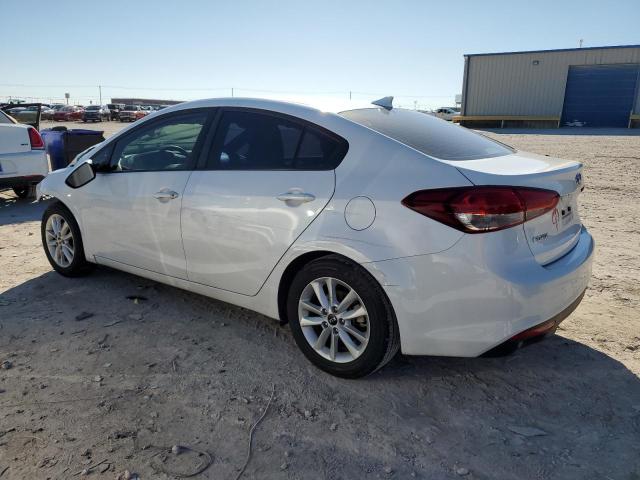 Фото 2 с аукциона – 2017 KIA FORTE LX с VIN 3KPFL4A74HE145100