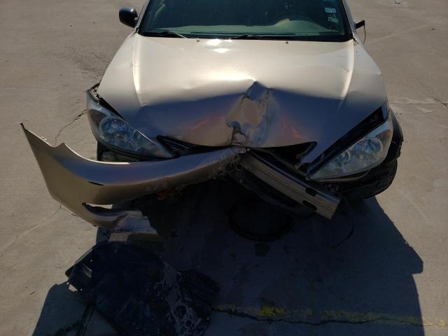 Photo 11 from auction – 2002 TOYOTA CAMRY LE with VIN JTDBE30K020068556