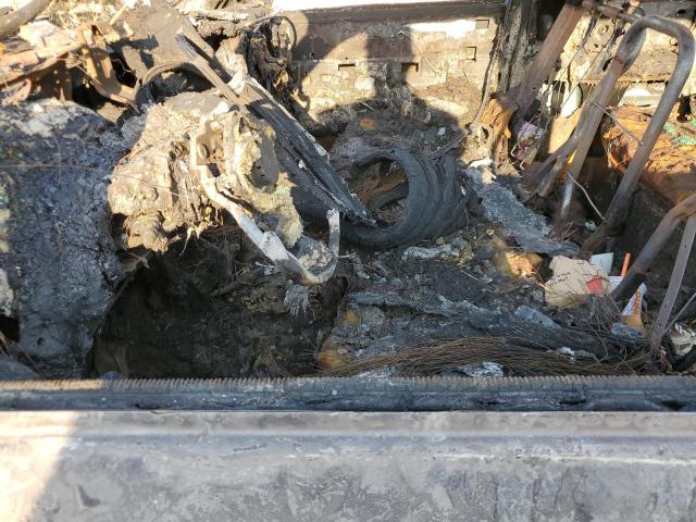 Photo 7 from auction – 2004 CHEVROLET SILVERADO with VIN 1GCEC19X54Z256090