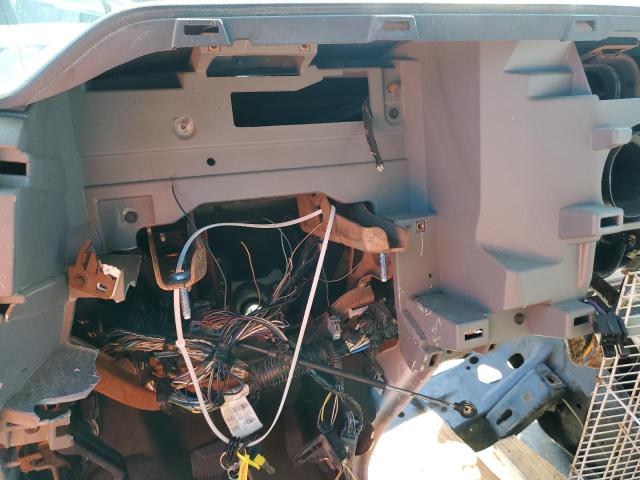 Photo 9 from auction – 2010 FORD ECONOLINE with VIN 1FTNE2EW5ADA31786
