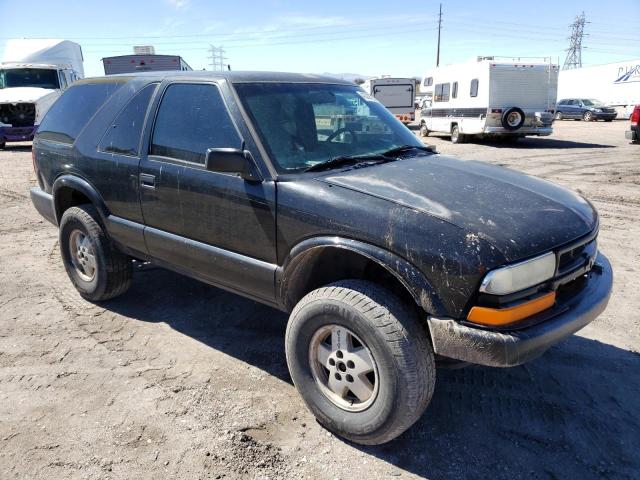 Photo 4 from auction – 2001 CHEVROLET BLAZER with VIN 1GNCT18W01K147743