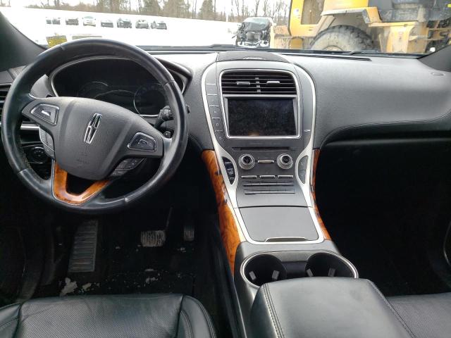 Photo 8 from auction – 2017 LINCOLN MKX RESERV with VIN 2LMPJ8LRXHBL34731