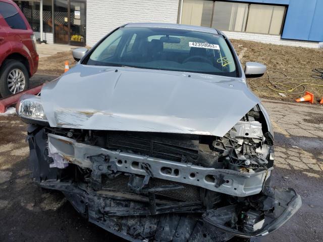 Photo 5 from auction – 2018 FORD FOCUS SE with VIN 1FADP3F21JL207512