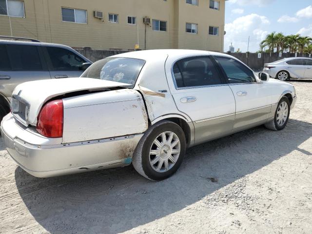 Photo 3 from auction – 2011 LINCOLN TOWN CAR S with VIN 2LNBL8CV9BX755296