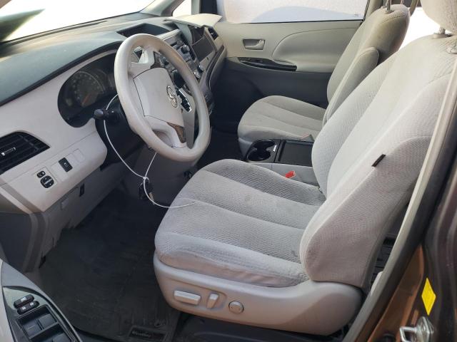Photo 7 from auction – 2011 TOYOTA SIENNA LE with VIN 5TDJK3DC0BS020463
