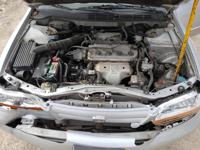 Photo 11 from auction – 2002 HONDA ACCORD VAL with VIN 1HGCF86642A169555